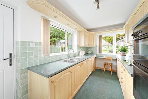 2 bedroom bungalow for sale, Gainsborough Road, Dronfield