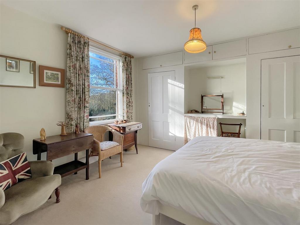 Bedroom2.jpg