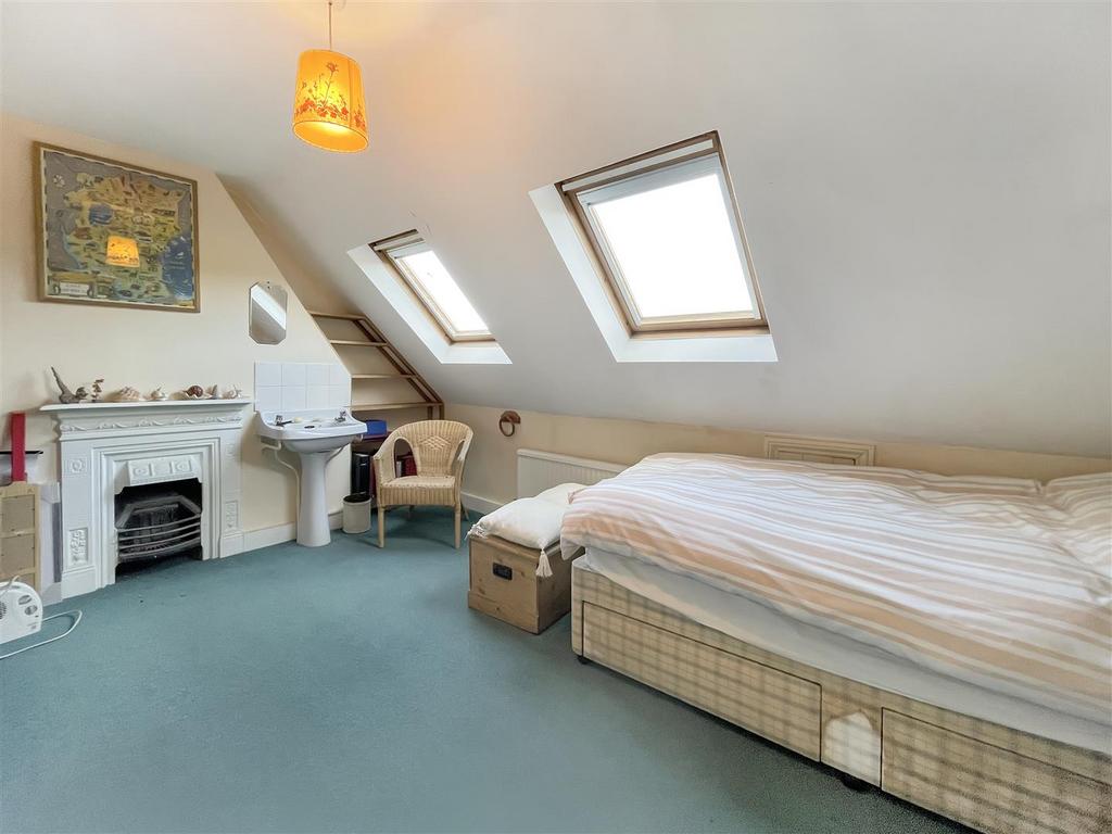 Bedroom3.jpg