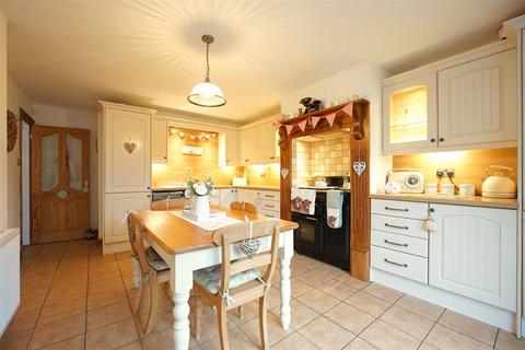 3 bedroom detached bungalow for sale, Kings Drive, Dalton-In-Furness