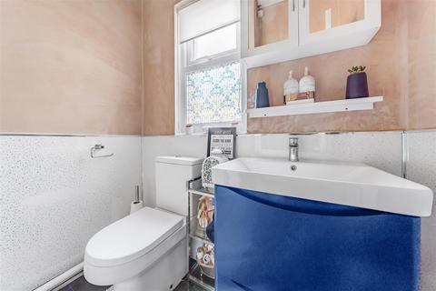 13 Balmoral Grove, Rhyl, LL18 1NW