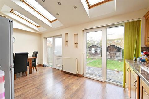 3 bedroom terraced house for sale, Haslam Crescent, Sheffield