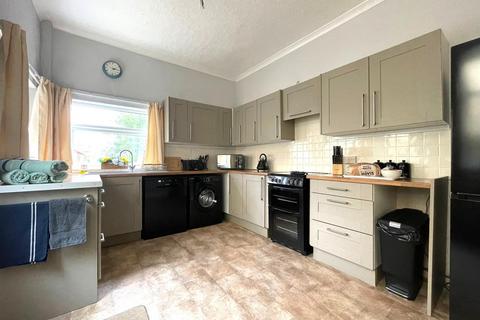 135 Cliff Road, Hornsea, HU18 1JB