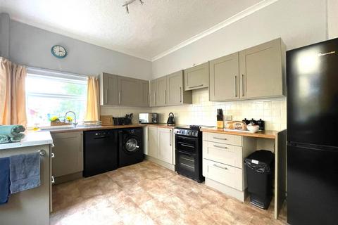 135 Cliff Road, Hornsea, HU18 1JB