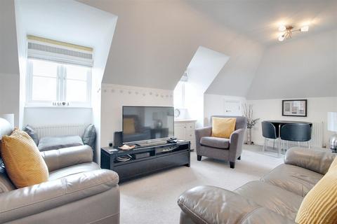 1 bedroom flat for sale, Wallace Avenue, Worthing