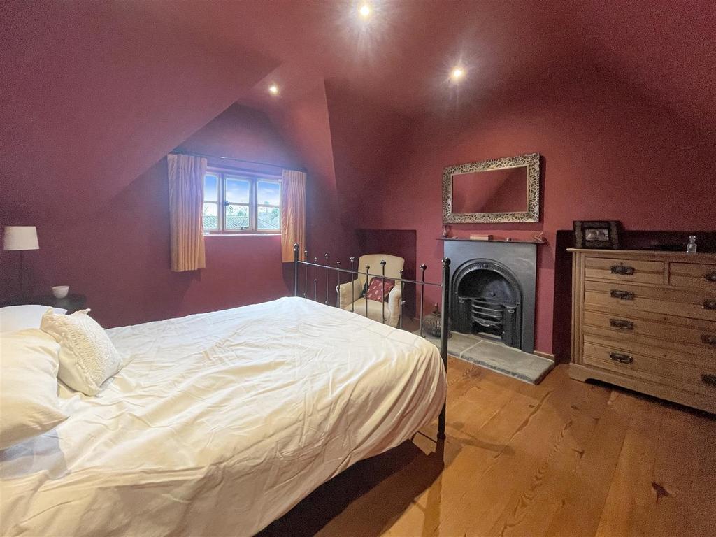 Bedroom2.jpg
