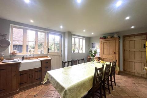 2, Gable Cottages Reades Lane, Gallowstree Common, Reading, RG4 9DS