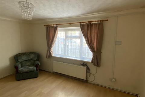 34 Bron Gwendraeth, Carway, Kidwelly, SA17 4HT