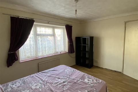 34 Bron Gwendraeth, Carway, Kidwelly, SA17 4HT