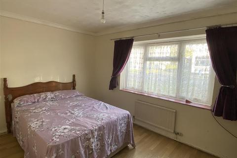 34 Bron Gwendraeth, Carway, Kidwelly, SA17 4HT