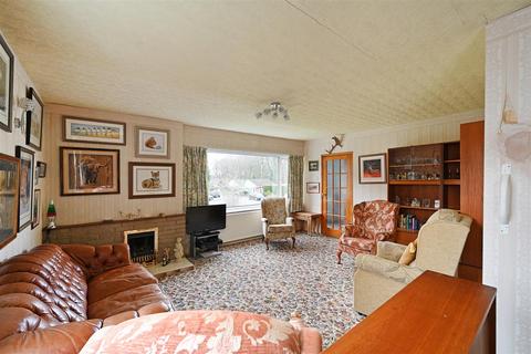 3 bedroom bungalow for sale - Two Rowans, Manor Crescent, Dronfield