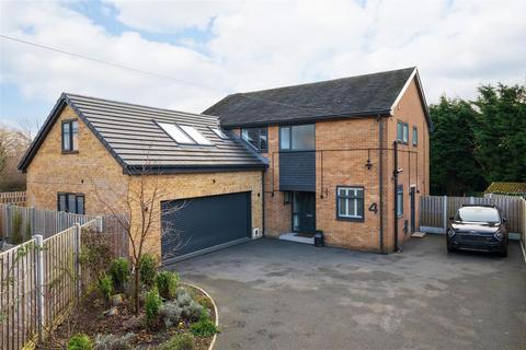 5 bedroom detached house for sale - Stonelow Road, Dronfield