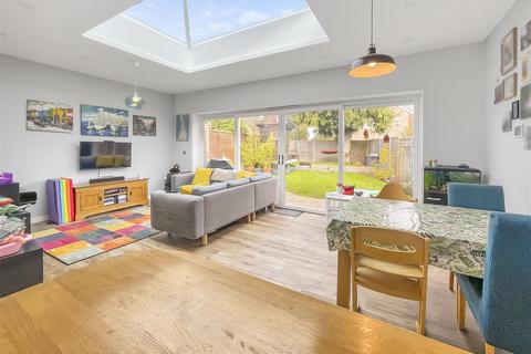 4 bedroom end of terrace house for sale, Park Close, Sonning Common Reading RG4