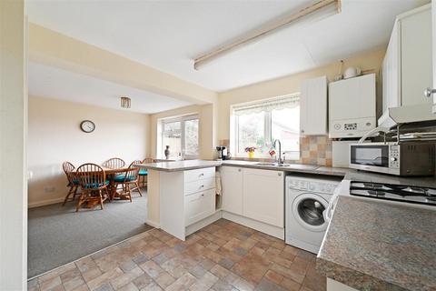 12 Byron Close, Dronfield, S18 1NG