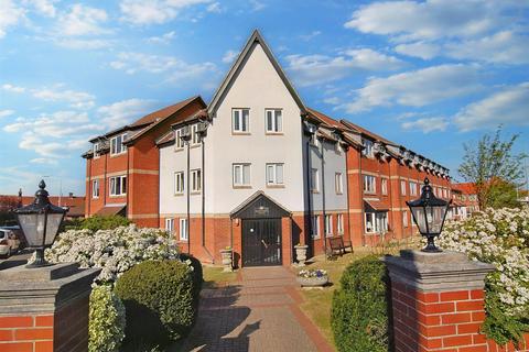 1 bedroom apartment for sale, George Street, Sheringham