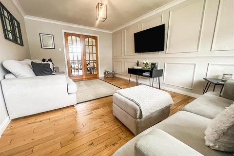 4 bedroom house for sale - Castlehill Drive, Inverness IV2