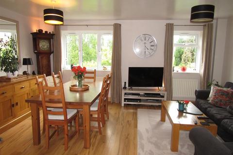 13 Florence Court, Boroughbridge, York, YO51 9NU