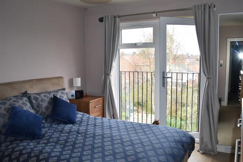 13 Florence Court, Boroughbridge, York, YO51 9NU