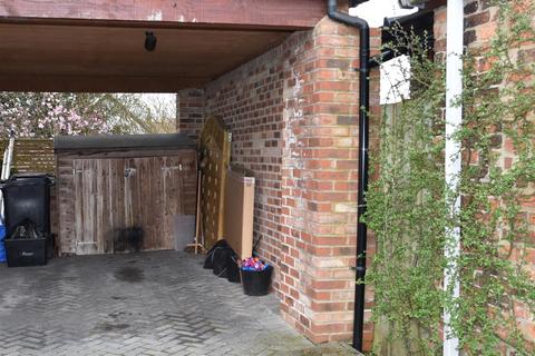 13 Florence Court, Boroughbridge, York, YO51 9NU