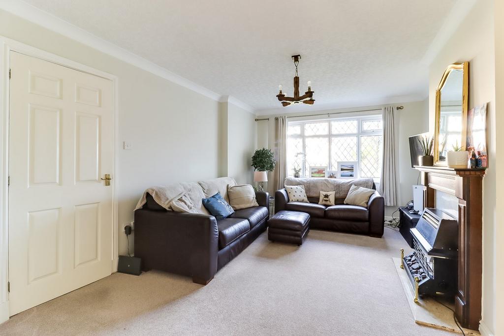 Buttermere Close, Cockermouth CA13 4 bed detached house for sale £280,000
