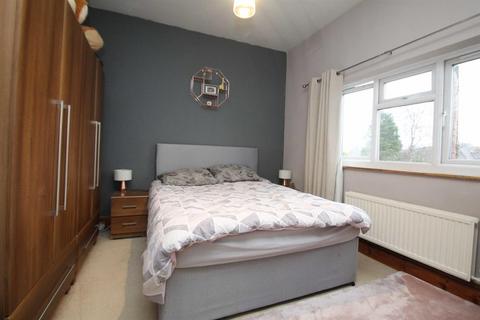 2 bedroom end of terrace house for sale, Ellesmere Road, St Martins