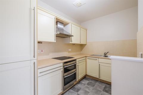 1 bedroom apartment for sale, Charlotte Close, Halifax