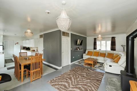 2 bedroom detached bungalow for sale, Town Street, Nottingham NG16