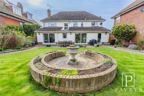 4 bedroom detached house for sale, Second Avenue, Frinton-On-Sea