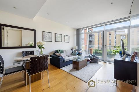 2 bedroom apartment to rent - London SW1W