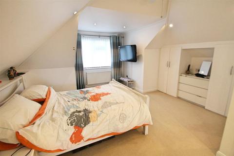 19 Richfield Road, Bushey, WD23 4RR