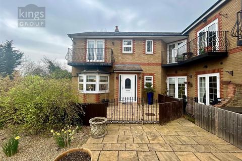 2 bedroom house for sale, Common Road, Waltham Abbey