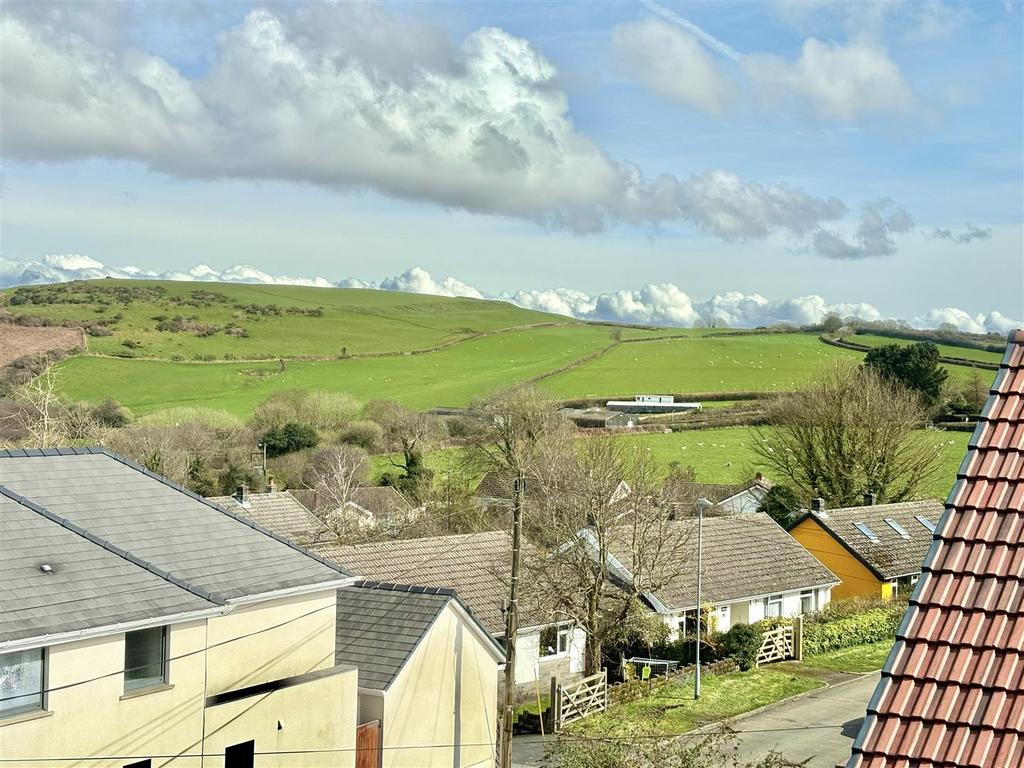 Malthall, Llanrhidian, Swansea 2 bed apartment for sale £130,000