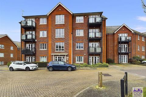 1 bedroom flat for sale, Silver Streak Way, Strood