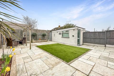 2 bedroom semi-detached bungalow for sale, Orchard Grove, Leigh-On-Sea