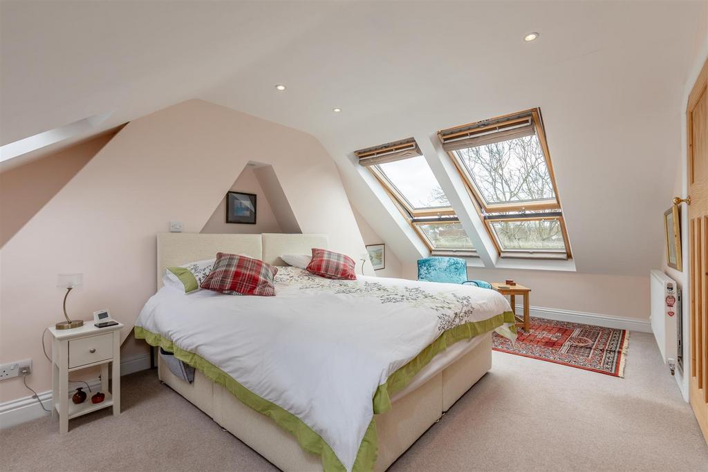 Wellington Walk, Westbury on Trym Attic Bed.jpg