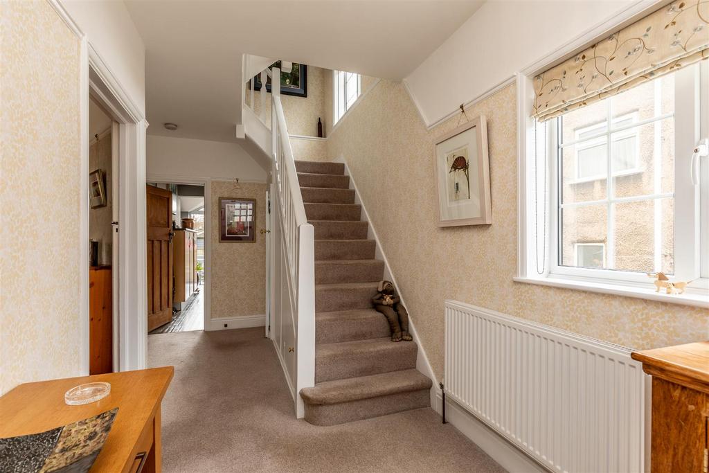 Wellington Walk, Westbury on Trym Hallway.jpg