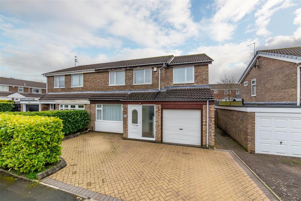 Linacre Close, Kingston Park, NE3 4 bed semidetached house for sale