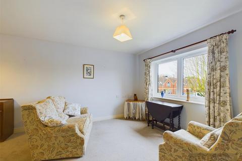 2 bedroom apartment for sale, Kings Mill Road, Driffield