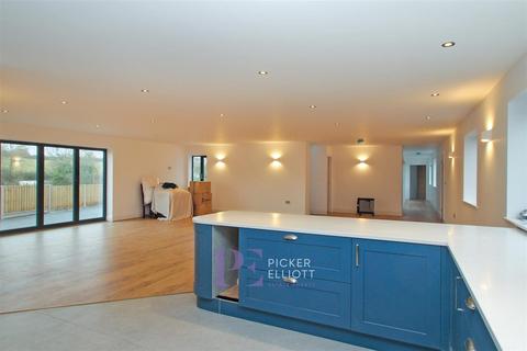 5 bedroom detached house for sale, Kirkby Lane, Peckleton LE9