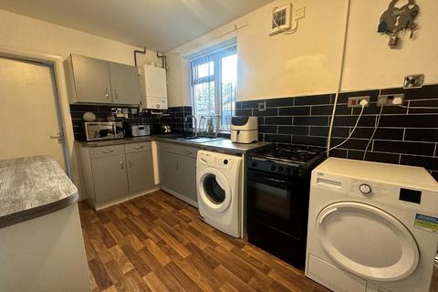 4 bedroom terraced house for sale, Cross Place, Sedgley