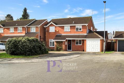 5 bedroom detached house for sale, Wendover Drive, Hinckley LE10