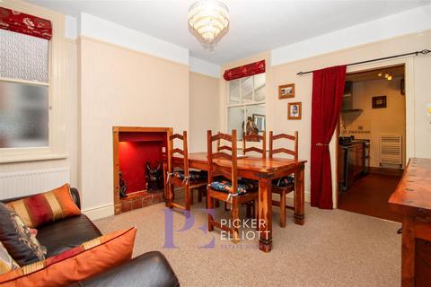 4 bedroom semi-detached house for sale - John Street, Hinckley LE10