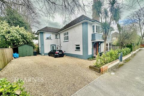 11 Roslin Road, Bournemouth, BH3 7JB