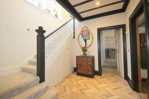 11 Roslin Road, Bournemouth, BH3 7JB