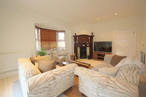 11 Roslin Road, Bournemouth, BH3 7JB