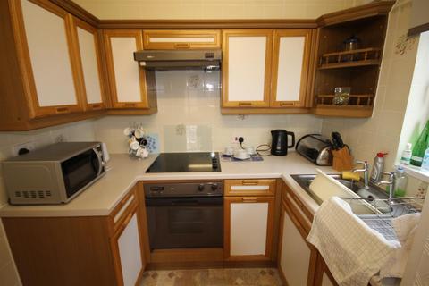 1 bedroom apartment for sale, Conway Road, Colwyn Bay