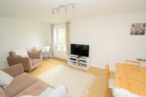 1 bedroom apartment for sale - Moormede Crescent, Staines-upon-Thames, TW18