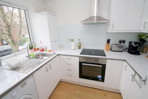 1 bedroom apartment for sale, Moormede Crescent, Staines-upon-Thames, TW18