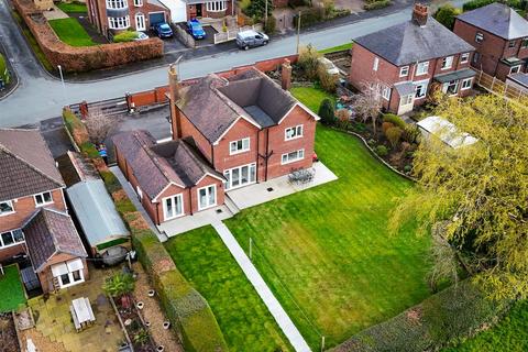 4 bedroom detached house for sale, Highfield Avenue, Cheadle