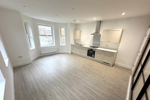 1 bedroom apartment for sale, Christchurch Road, Bournemouth, BH1